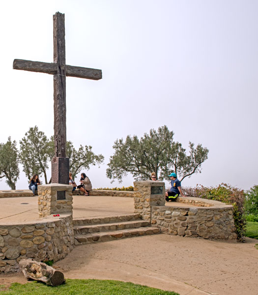 California Historical Landmark 113: Junípero Serra's Cross in Ventura