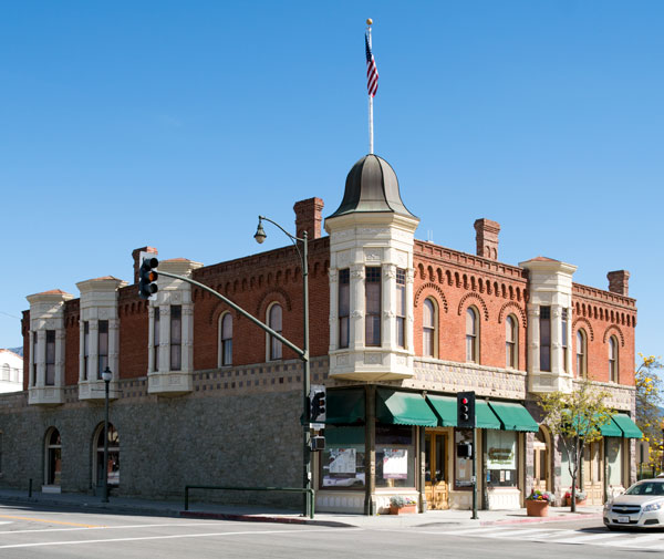 California Historical Landmark 996: Union Oil Company in Santa Paula