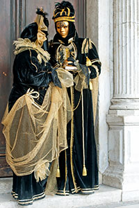 A Couple in Black and_Gold