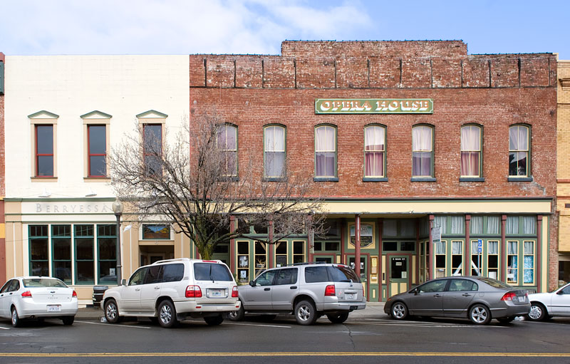 Downtown Winters Historic District: Cradwick Building, Chulick Market and Seaman